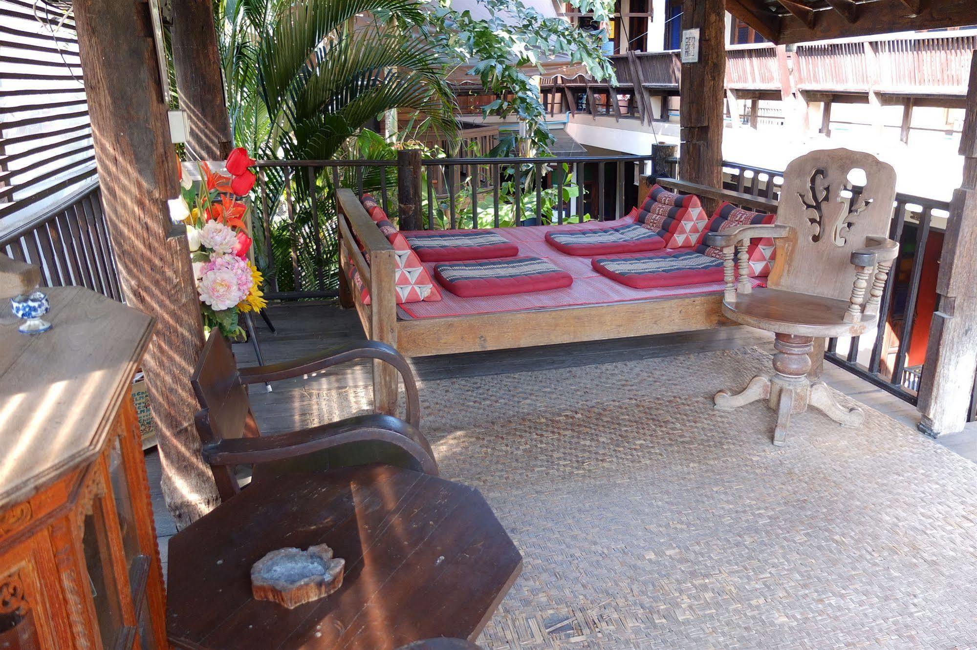 Saithong Guesthouse Chiang Mai Exterior foto