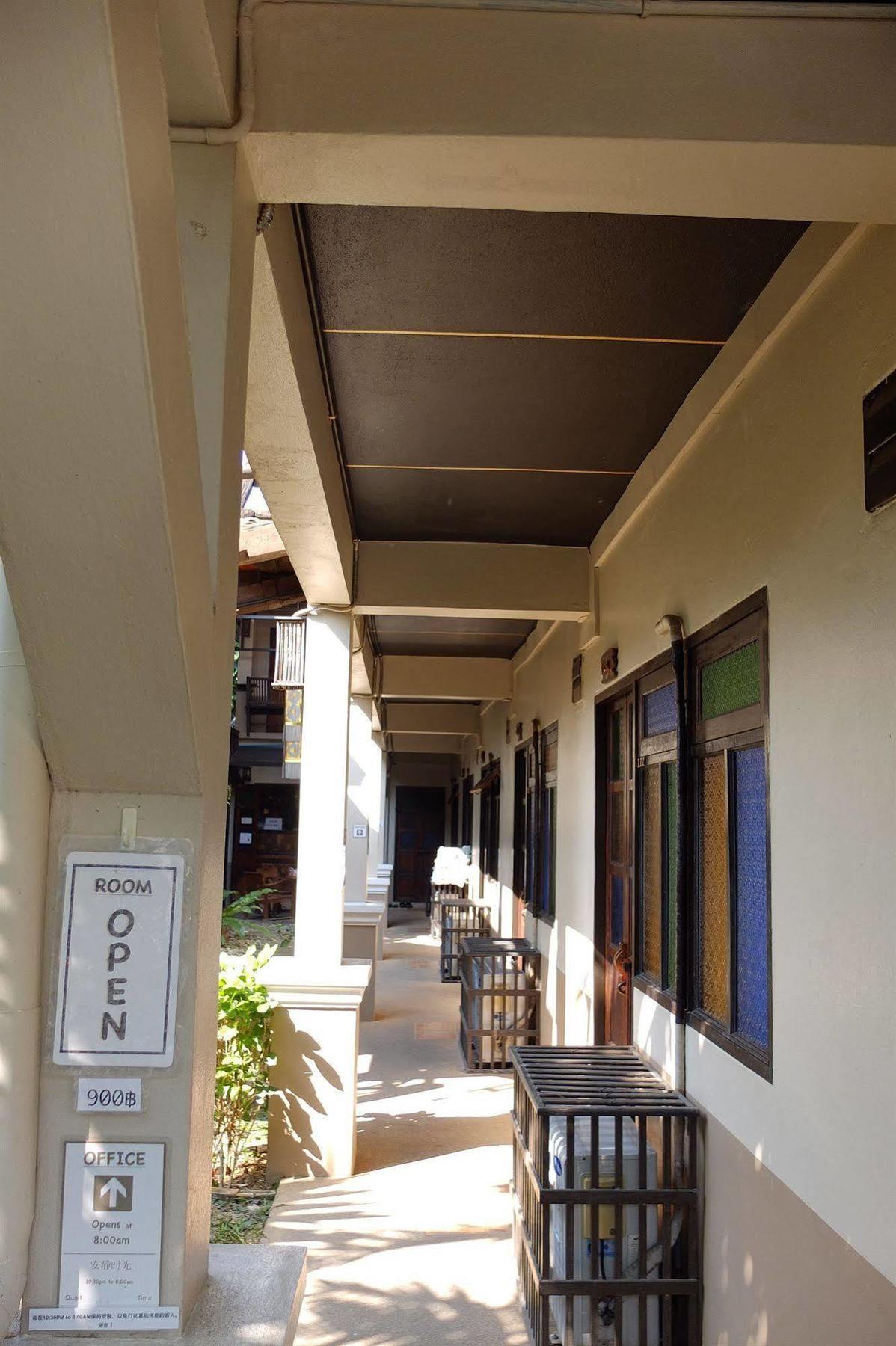 Saithong Guesthouse Chiang Mai Exterior foto